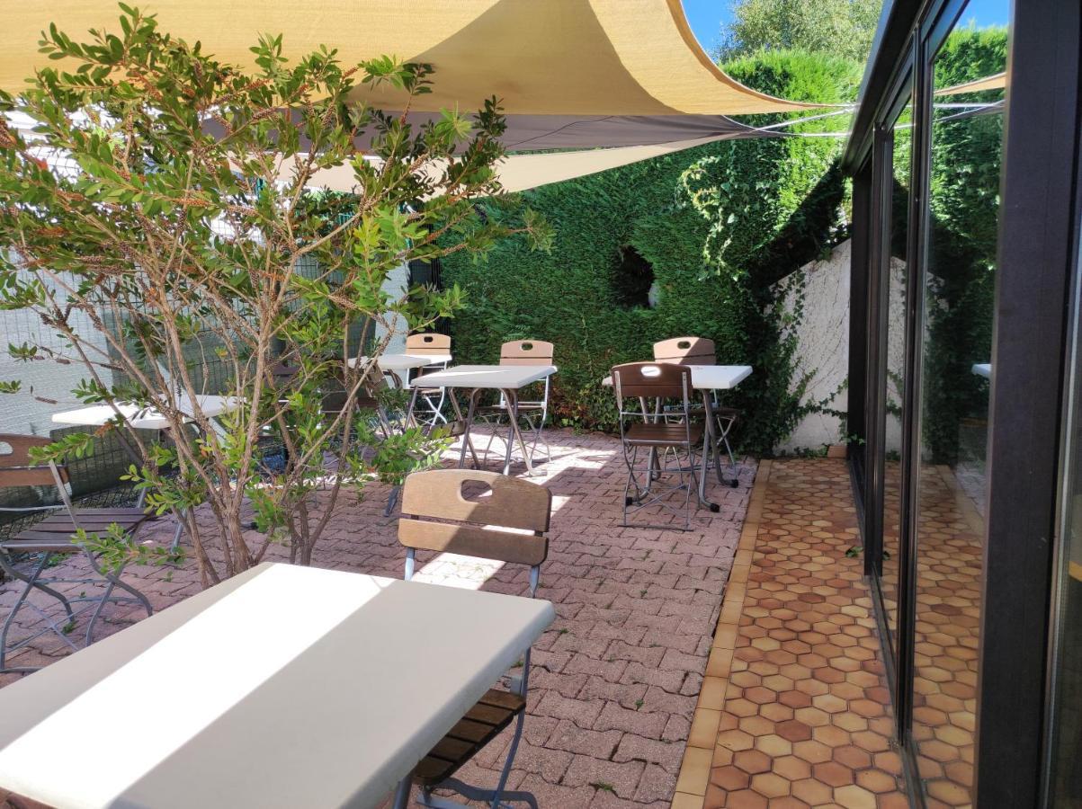 Kyriad Tarbes Odos Esterno foto