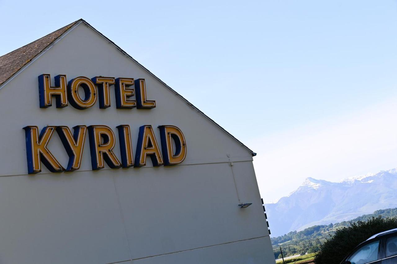Kyriad Tarbes Odos Esterno foto