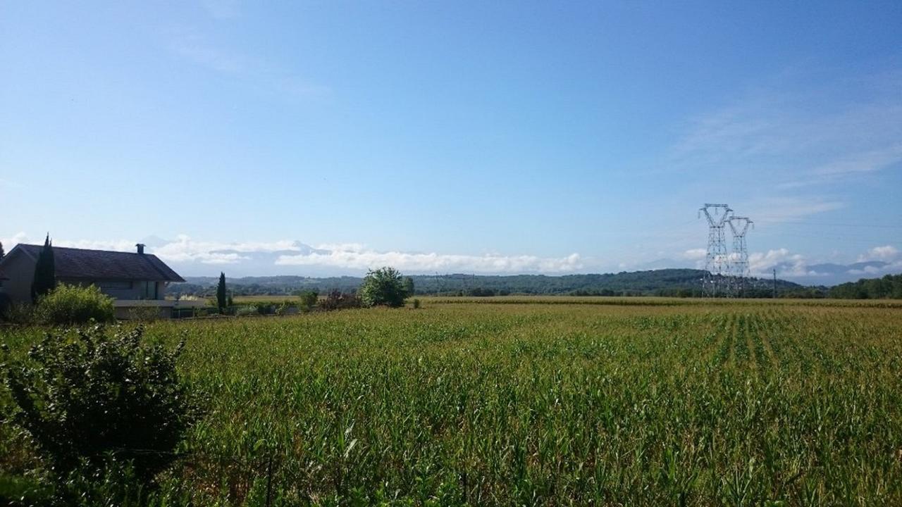 Kyriad Tarbes Odos Esterno foto